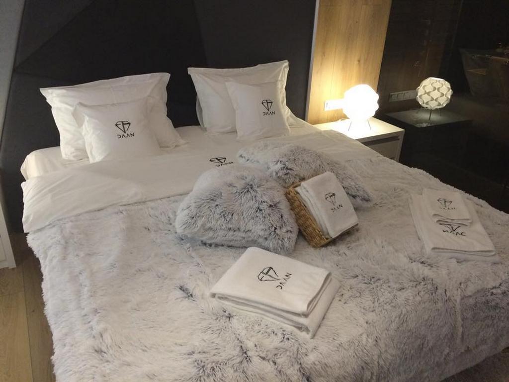 Daan Apartments Kluż-Napoka Pokój zdjęcie